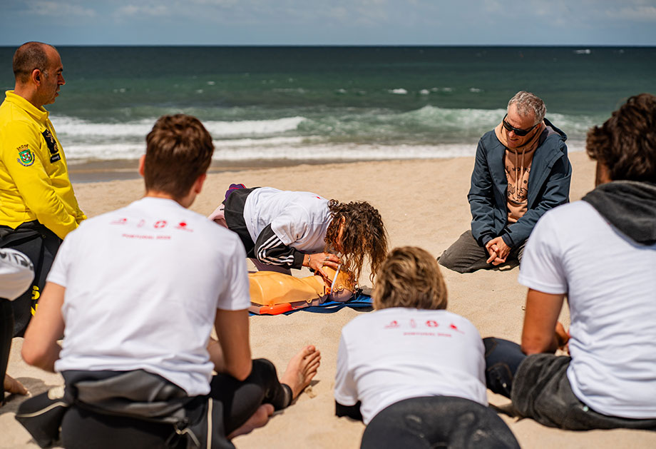Surf & Rescue
