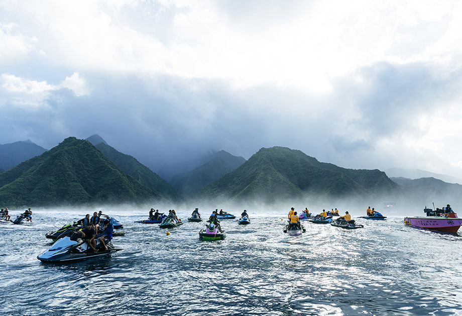 Teahupoo (2)