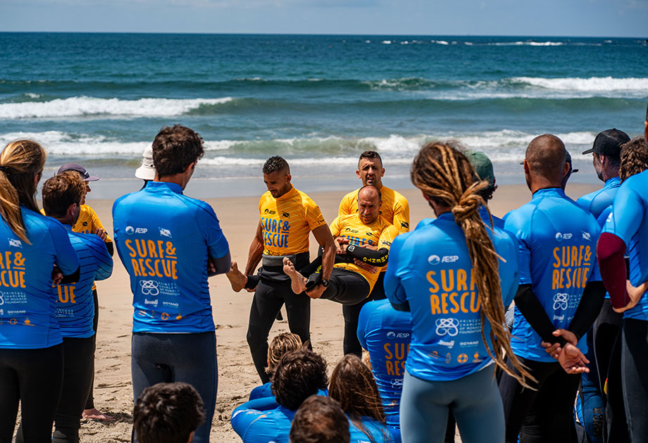 Surf & Rescue