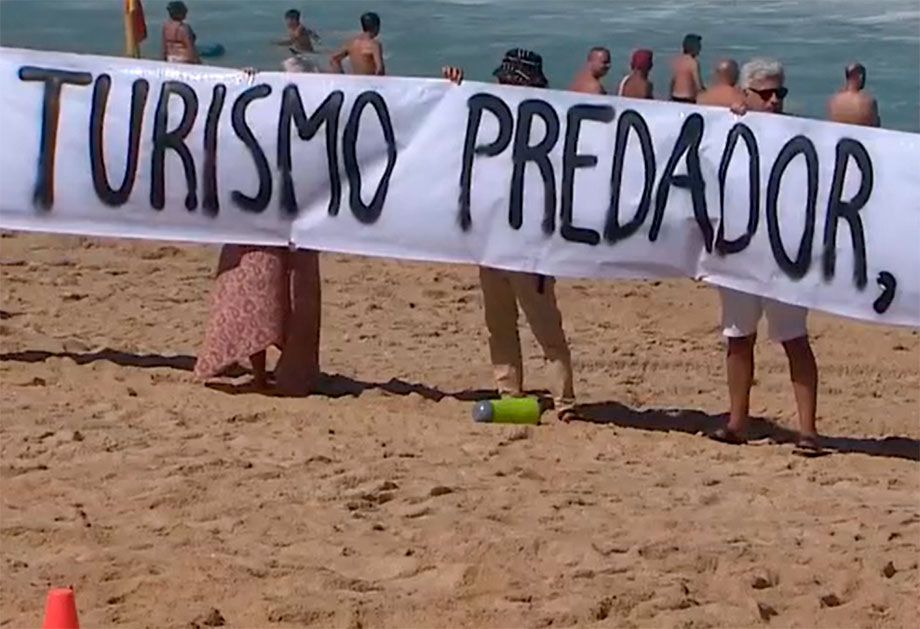 Turismo Protesto