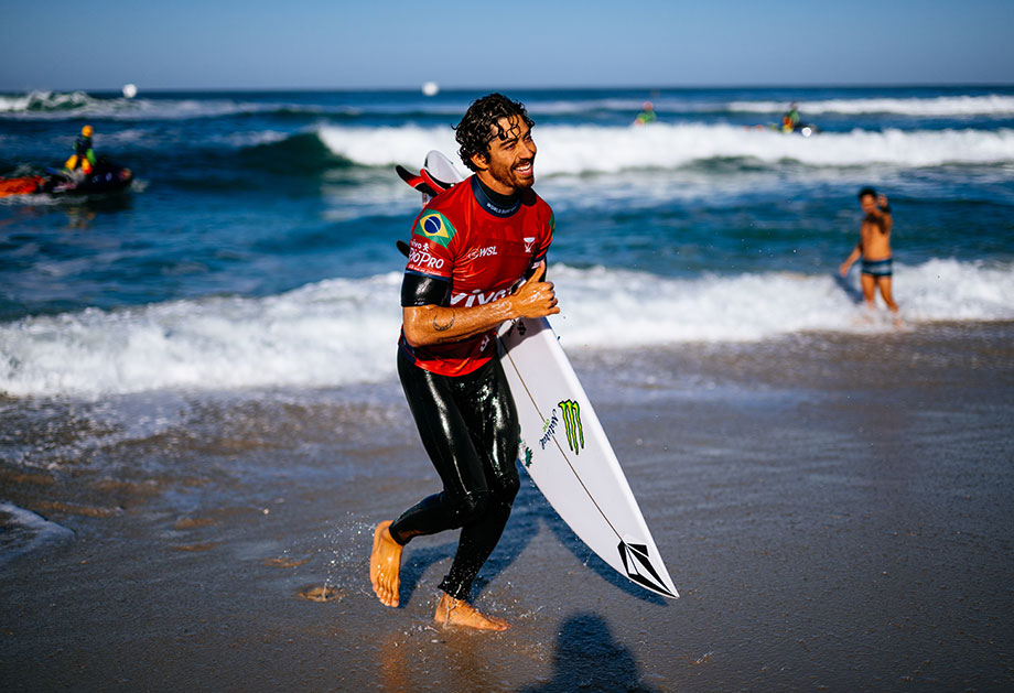 Yago Dora (2)