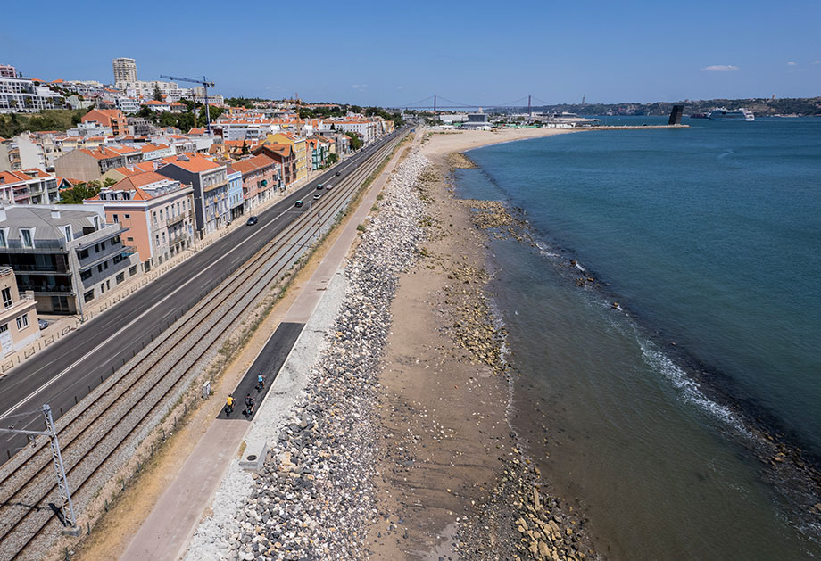 Passeio Maritimo Alges